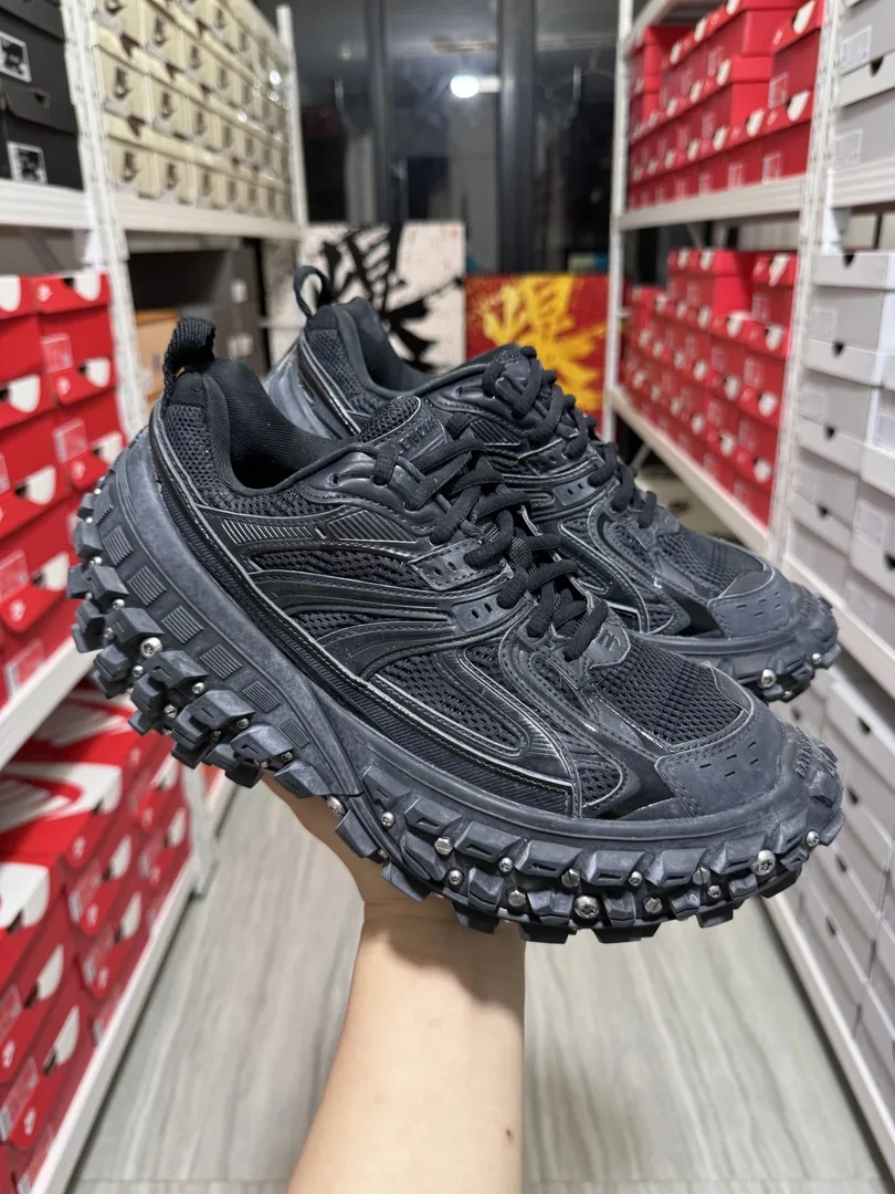 Dior Leather Sneakers — photo 9