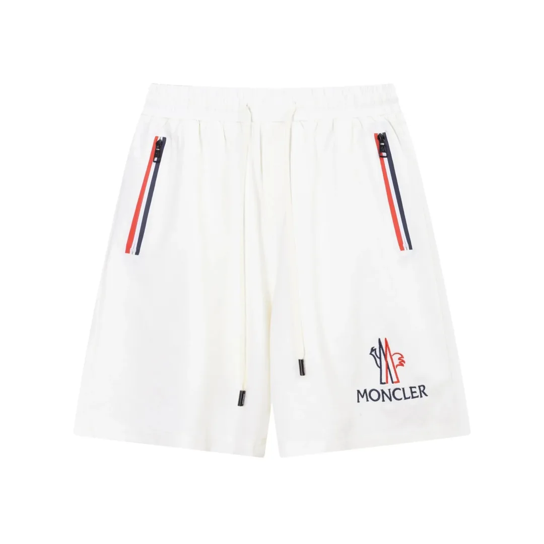 Moncler Shorts — Photo 6