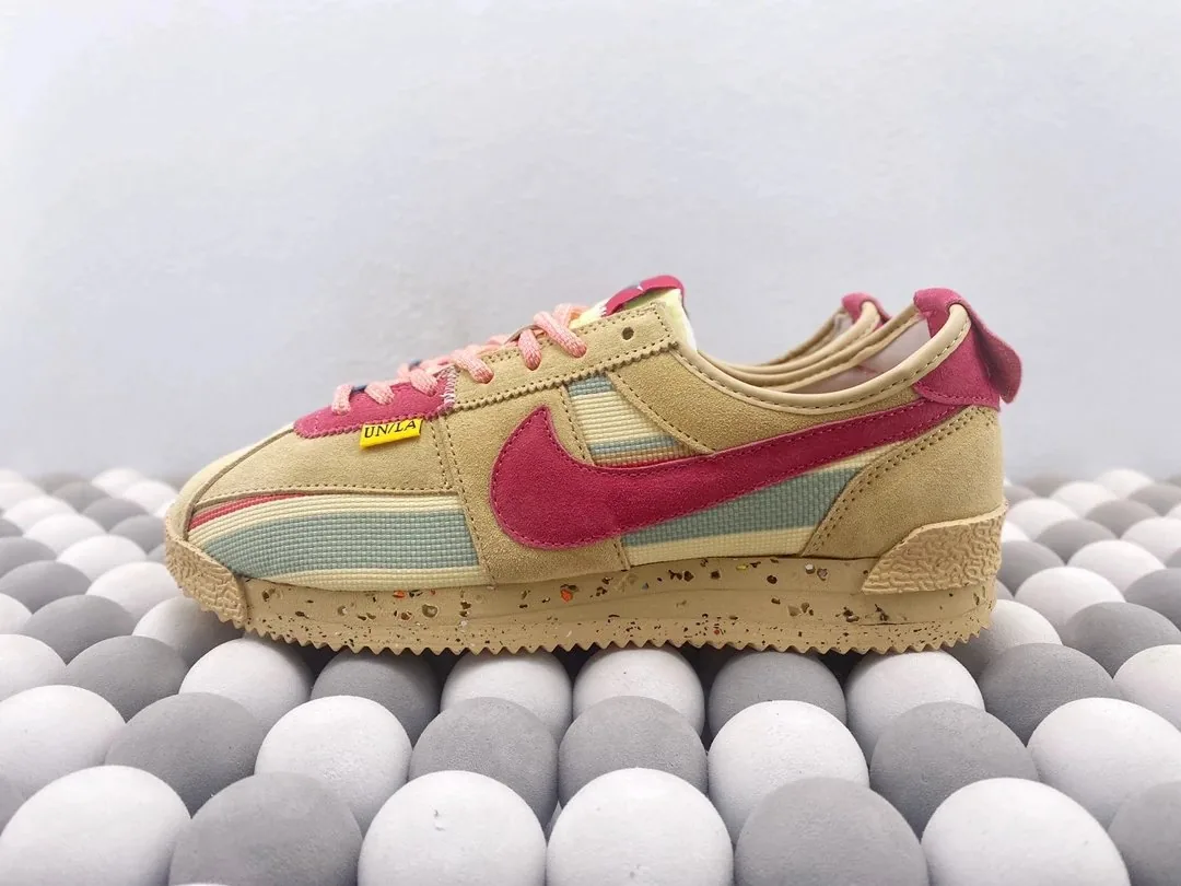 Nike Cortez Union LA Beige — Photo 4