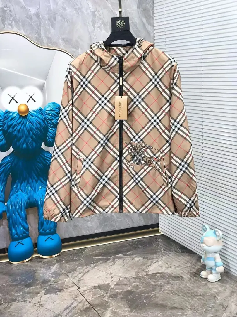 Streetwear Hoodie — Photo 8