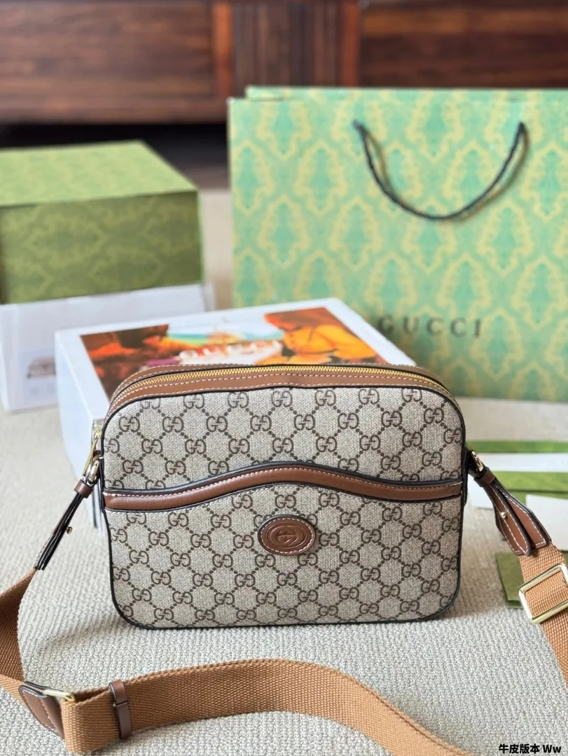 Gucci Messenger Bag