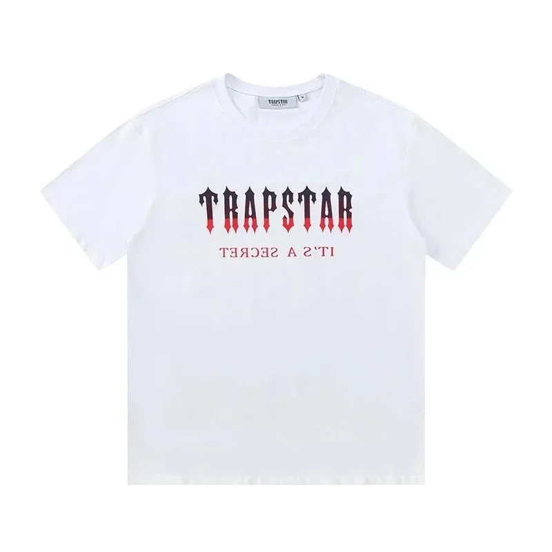 Trapstar Rainbow Gradient Embroidered T-Shirt — Photo 9