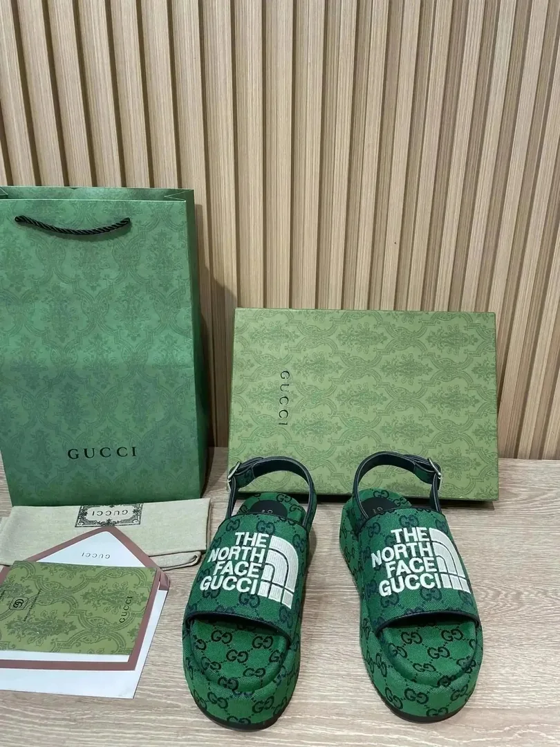 Gucci GG Jacquard Slide Sandal Collection — Photo 4