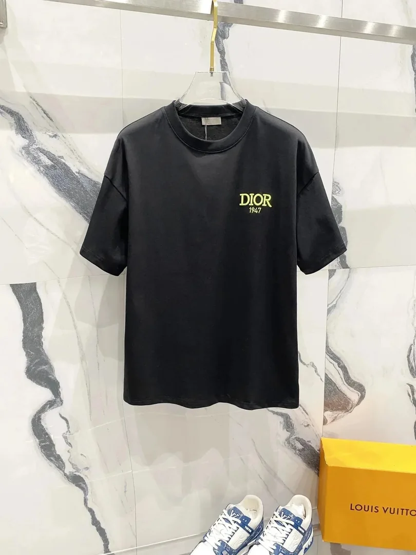 T-Shirt Collection — Photo 2