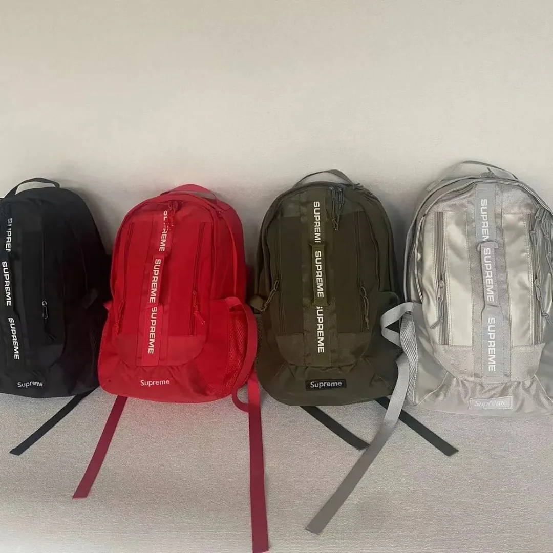 Supreme Backpack — Photo 4