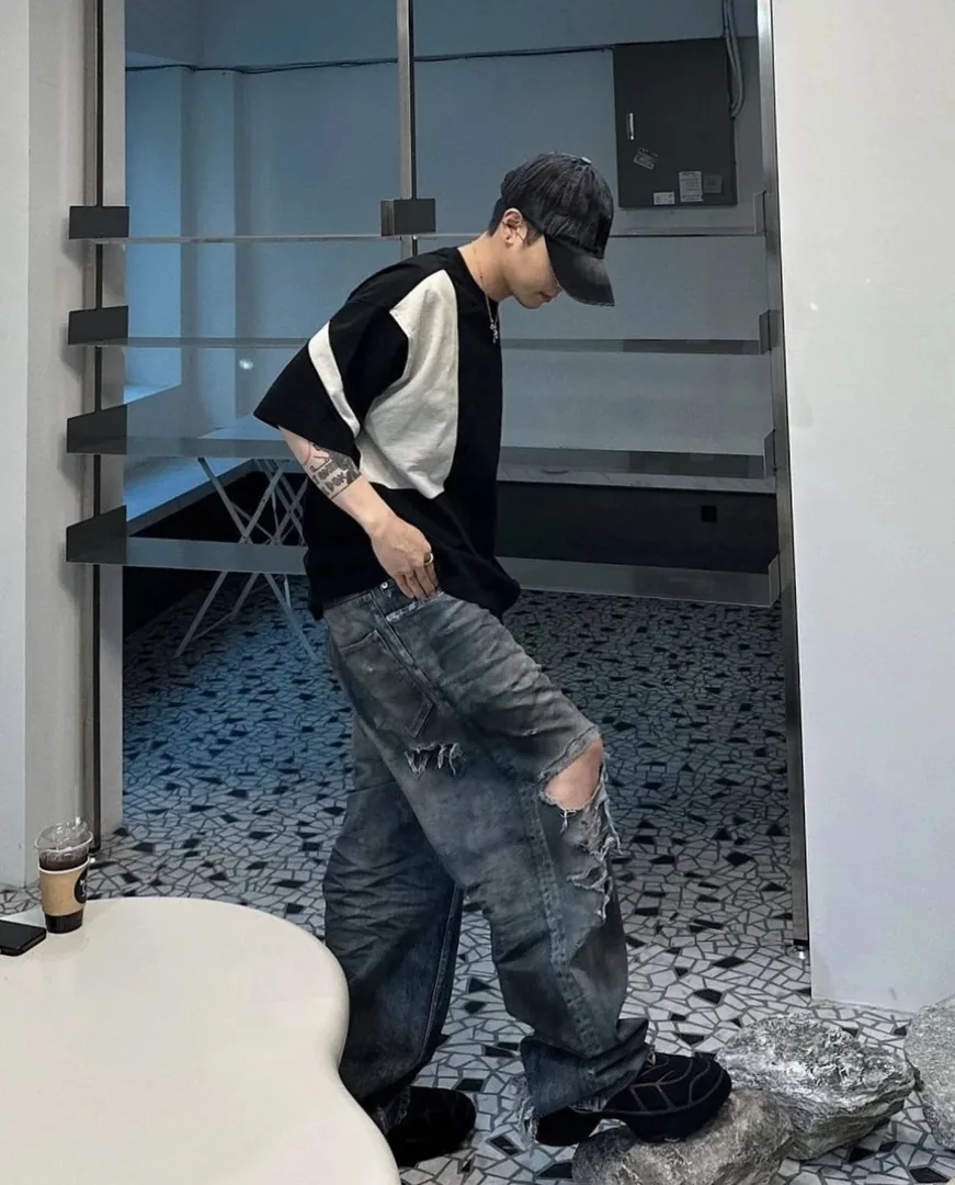 Blue Distressed Baggy Denim Jeans — photo 4