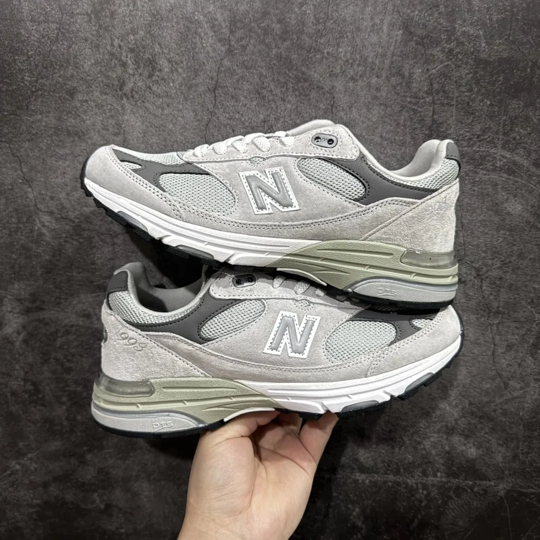 New Balance 993 Brown Beige — Photo 9