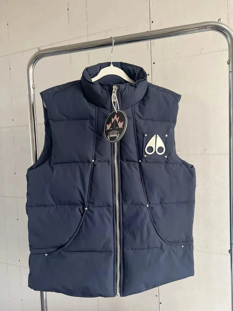 Down Jacket — Photo 4
