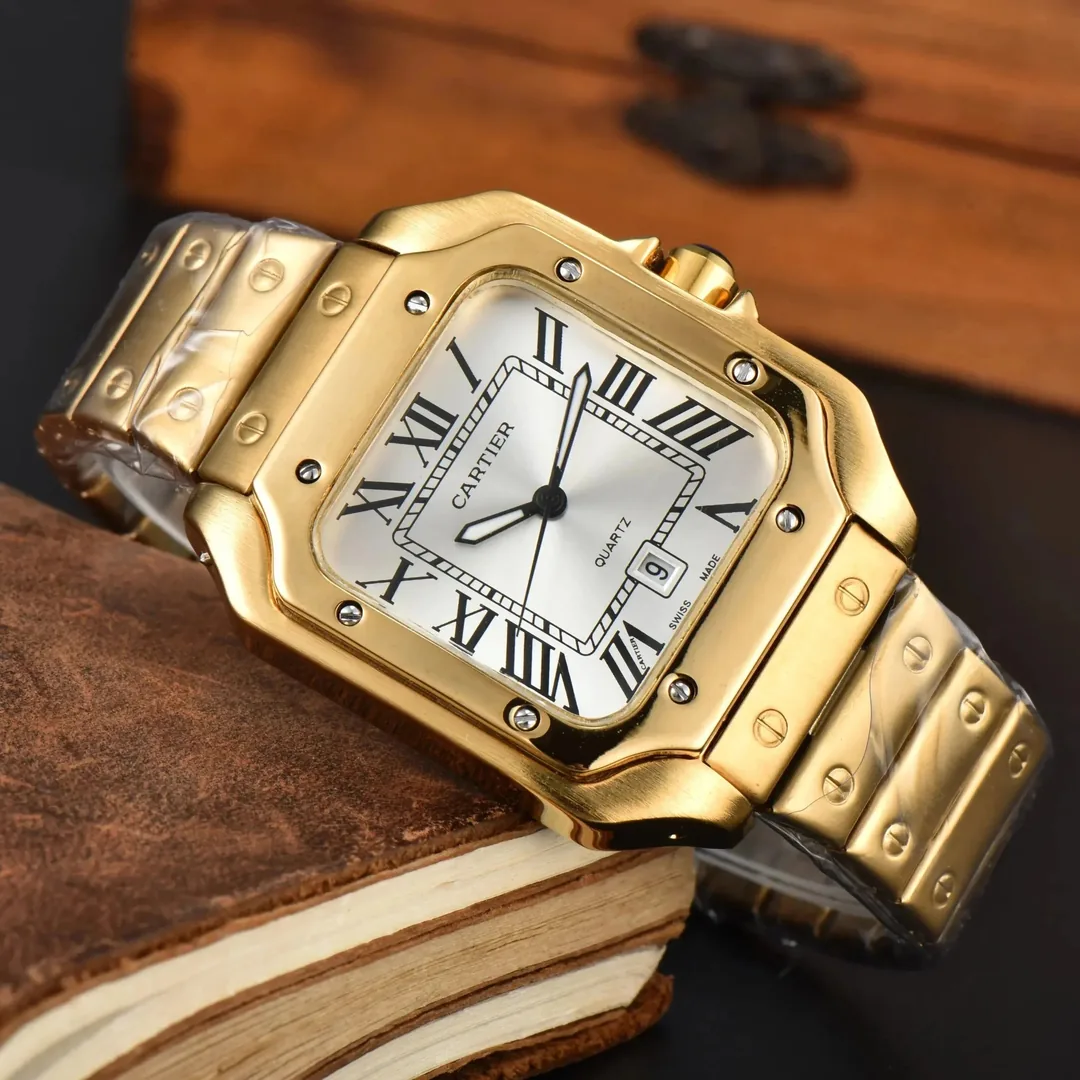 Street Style Watch — QC