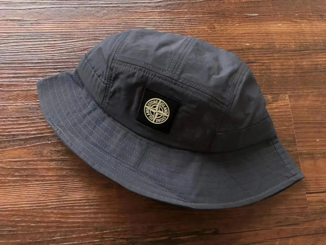 Stone Island Compass Badge Bucket Hat — QC