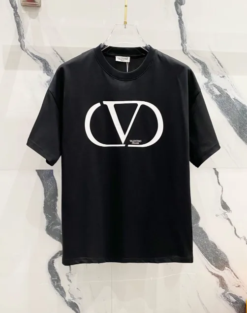 Short-Sleeve Tee — Photo 15