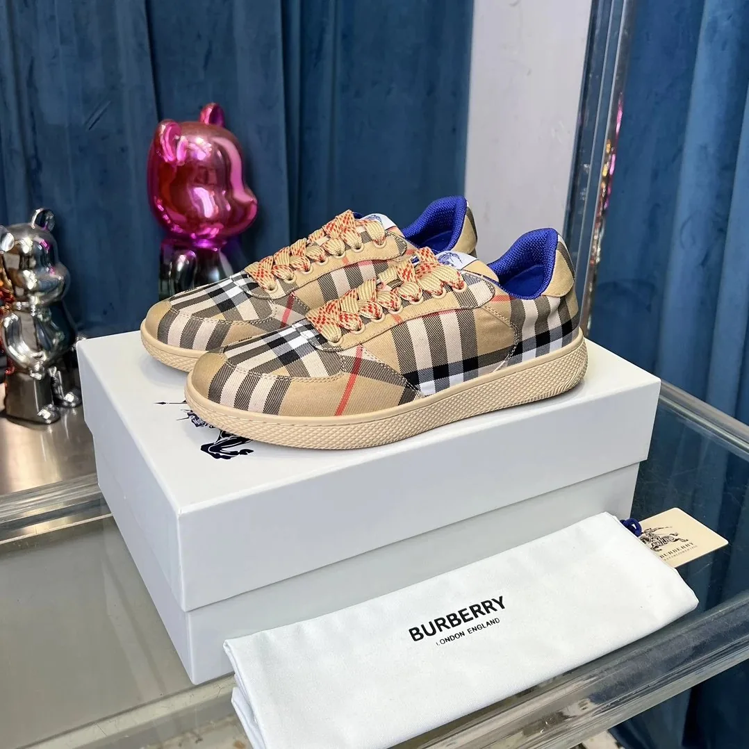 Burberry Vintage Check Sneaker White Leather Sneakers — QC