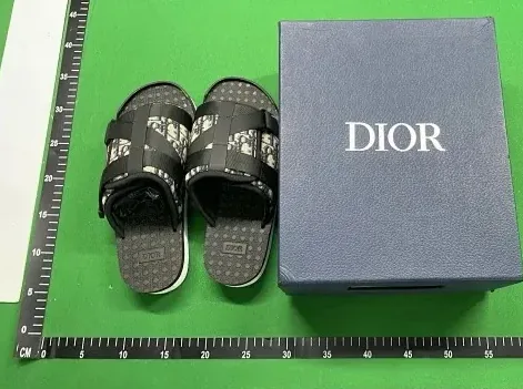 Alpha Slides — QC