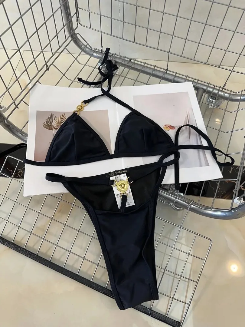 Swimsuit — Photo 12