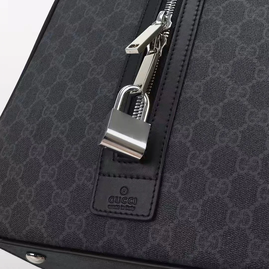 Gucci Leather Crossbody Bag — Photo 14