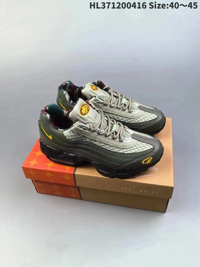 Nike Air Max 95 Lace-Up Trainers — photo 5