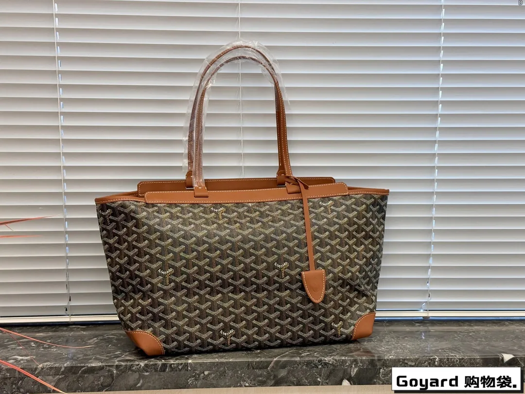 Goyard Shopping Tote Bag