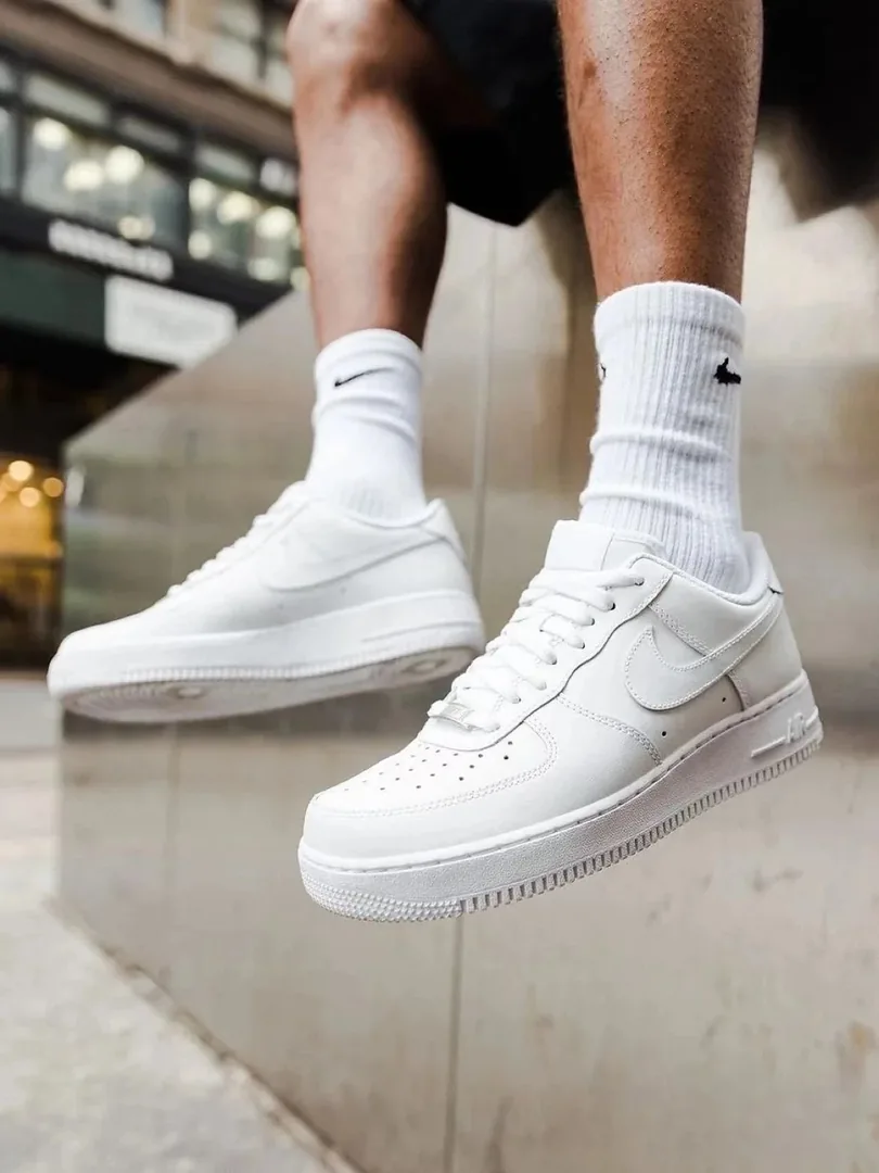Nike Air Force 1 White Lace-Up Trainers — QC