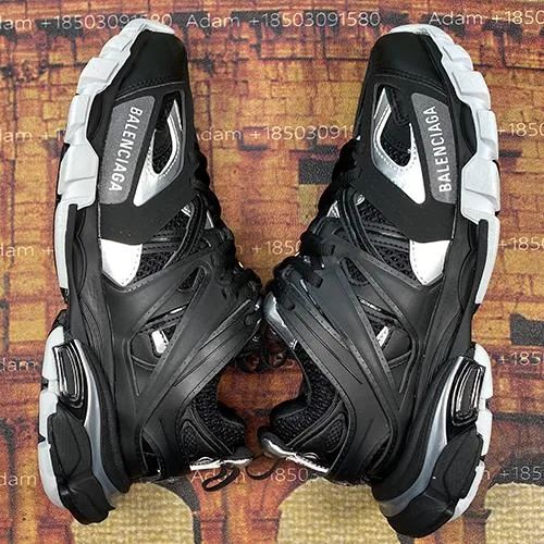 Balenciaga Track Beige Low-Top Sneakers — Photo 13