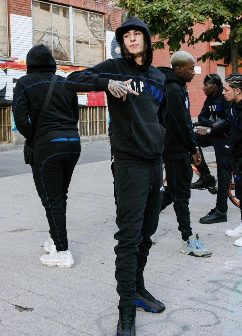 Tracksuit Set — Photo 7