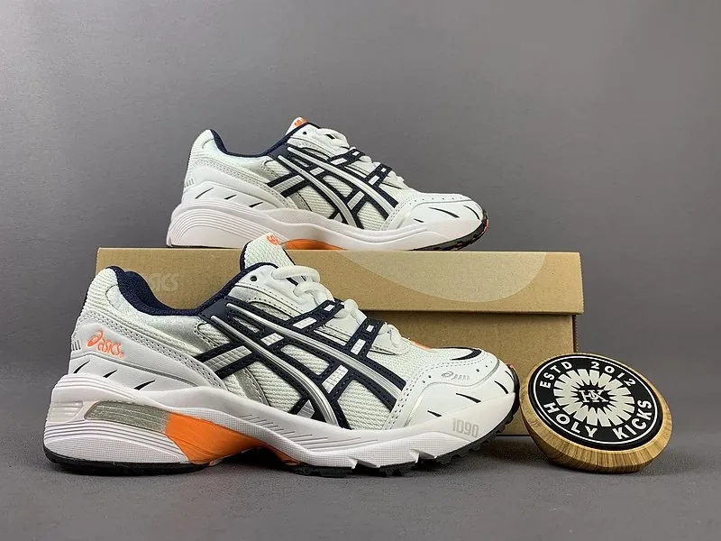Asics Gel-Lyte III Grey Low-Top Sneakers — Photo 13