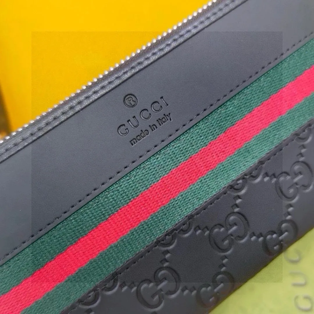 Gucci Leather Wallet — Photo 13