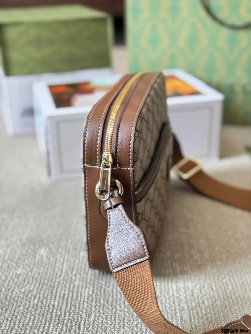 Gucci Messenger Bag — QC