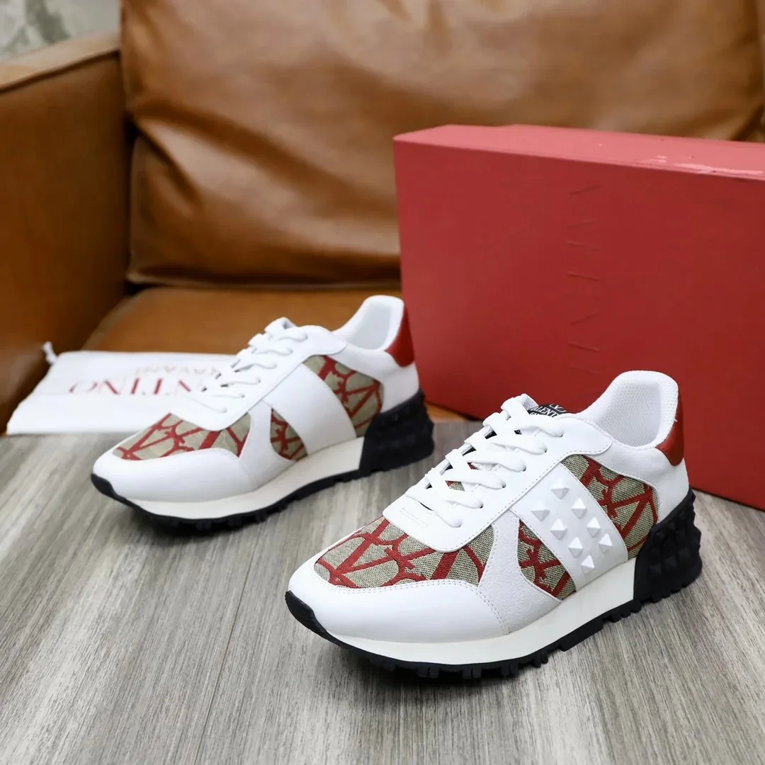 Valentino Garavani VLTN Print Sneakers — Photo 10