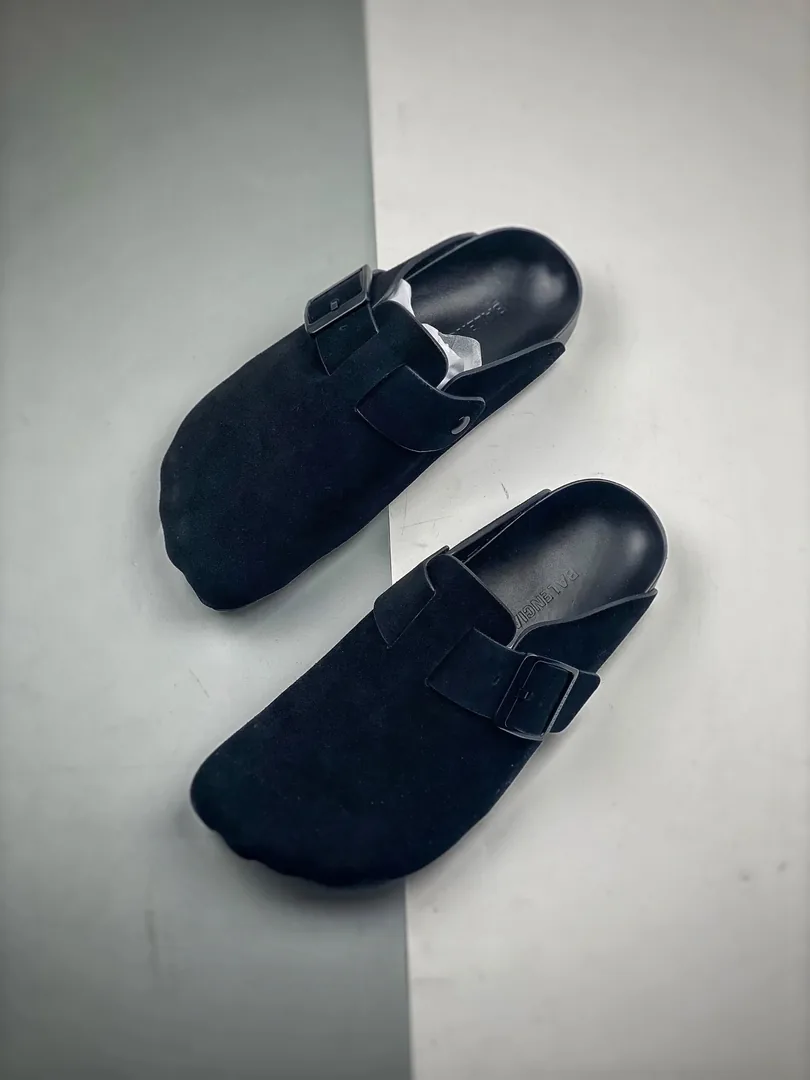 Balenciaga Brown Suede Collab Low-Tops — photo 6