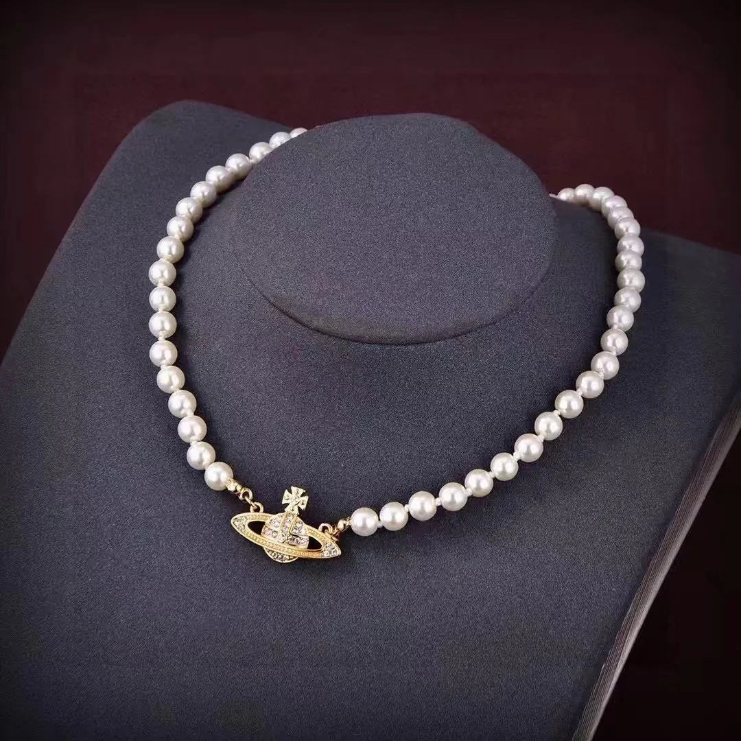 Planet Pearl Necklace — Zdjęcie 14