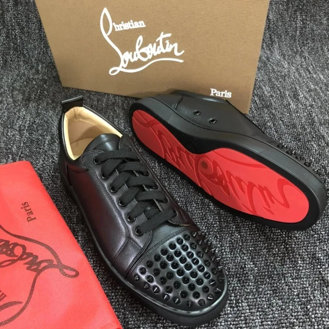 Christian Louboutin Louis Junior Spikes Studded Red Sneakers — Photo 6
