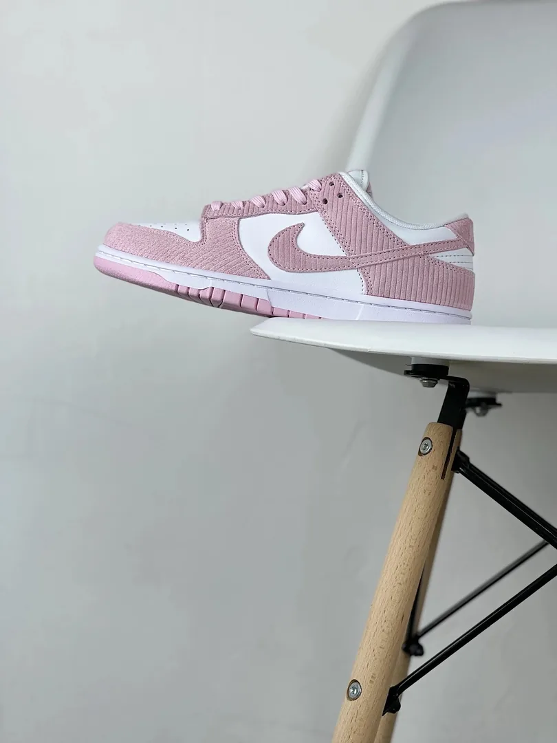 Nike Dunk Low Pink White Corduroy Tops — photo 2