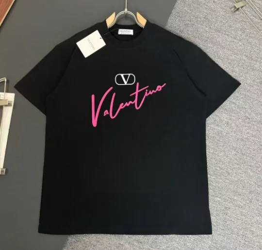 Short-Sleeve Tee — Photo 13