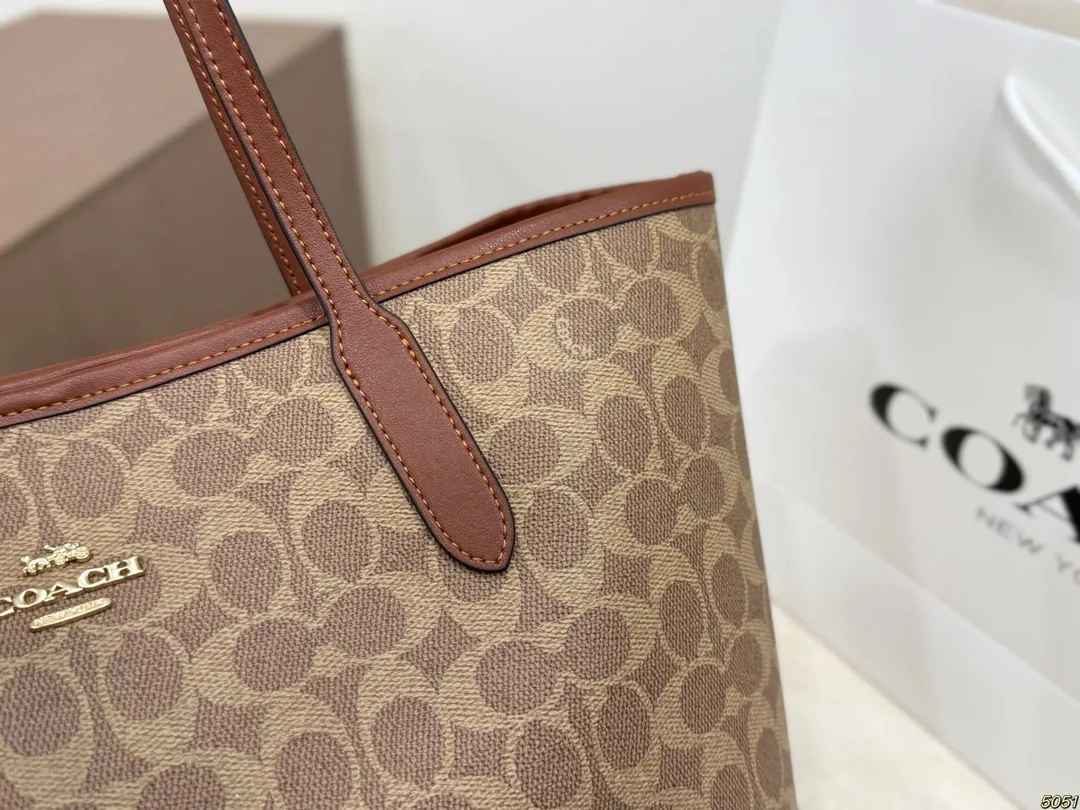 Coach Tote Shopping Bag — Zdjęcie 15