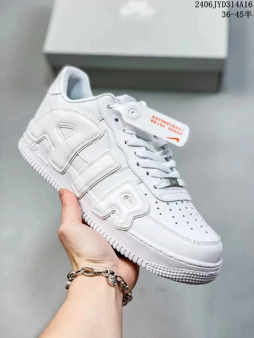 Nike Air Force 1 Low-Top Summer Sneakers — Photo 13