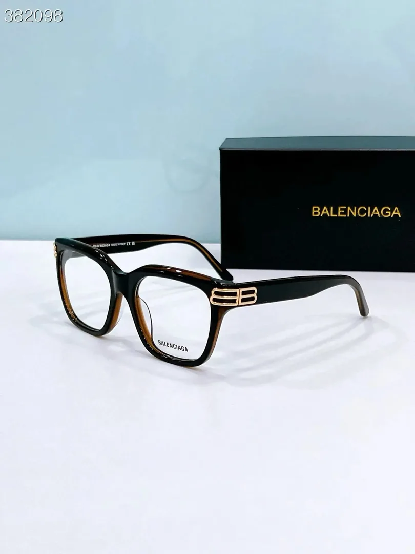 Balenciaga BB Logo Oversized Sunglasses — QC