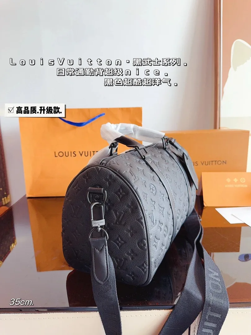 Louis Vuitton Keepall 35 Duffle Bag — Photo 11