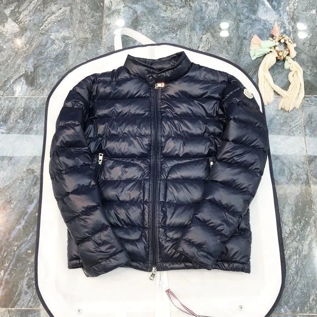 Short Down Jacket — Photo 8