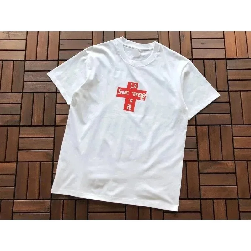 Supreme T-Shirt — photo 12
