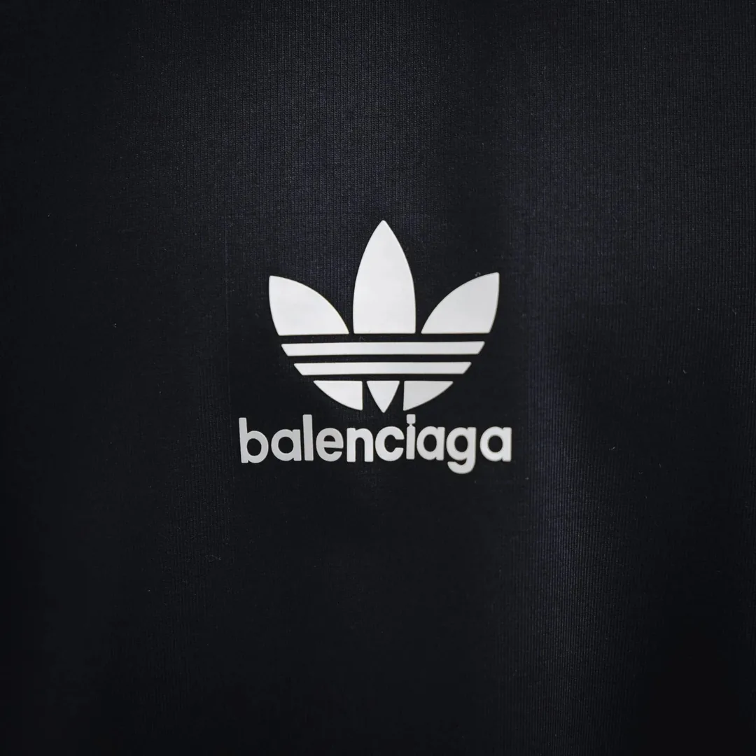 BLG Rubber Logo Cotton Tee — Photo 7