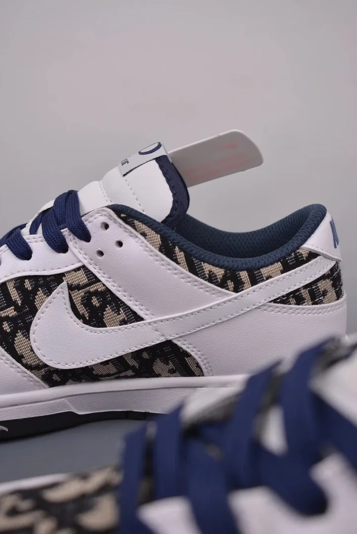 Nike SB Dunk Low — QC