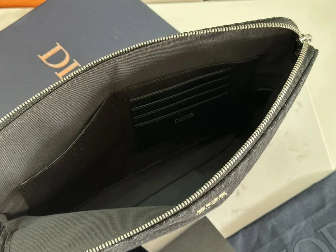 Dior Leather Clutch Bag — photo 4