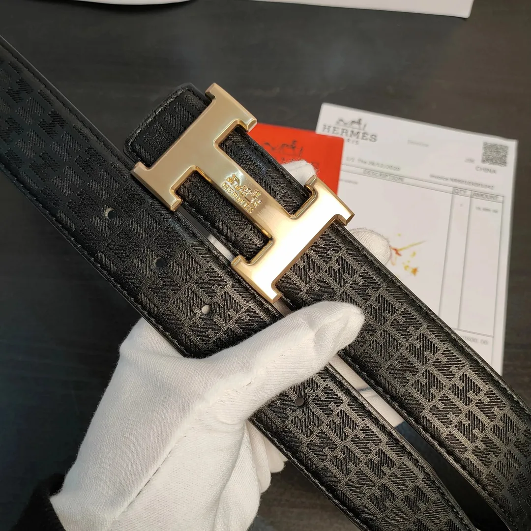Leather Belt And Wallet Set — Photo 9