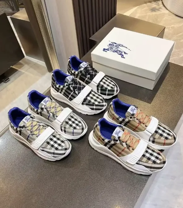 Burberry Sneakers — photo 4