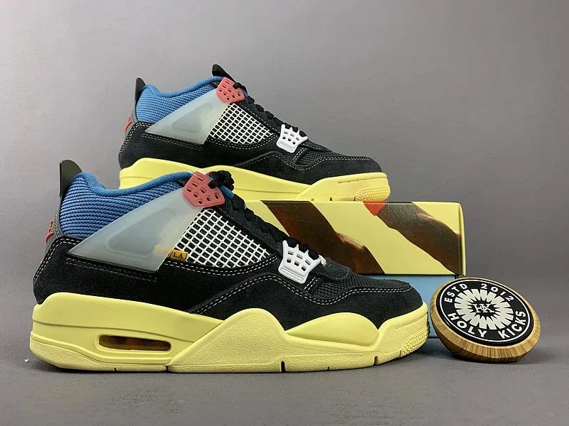 Jordan 4 Brown Retro Trainers — photo 3