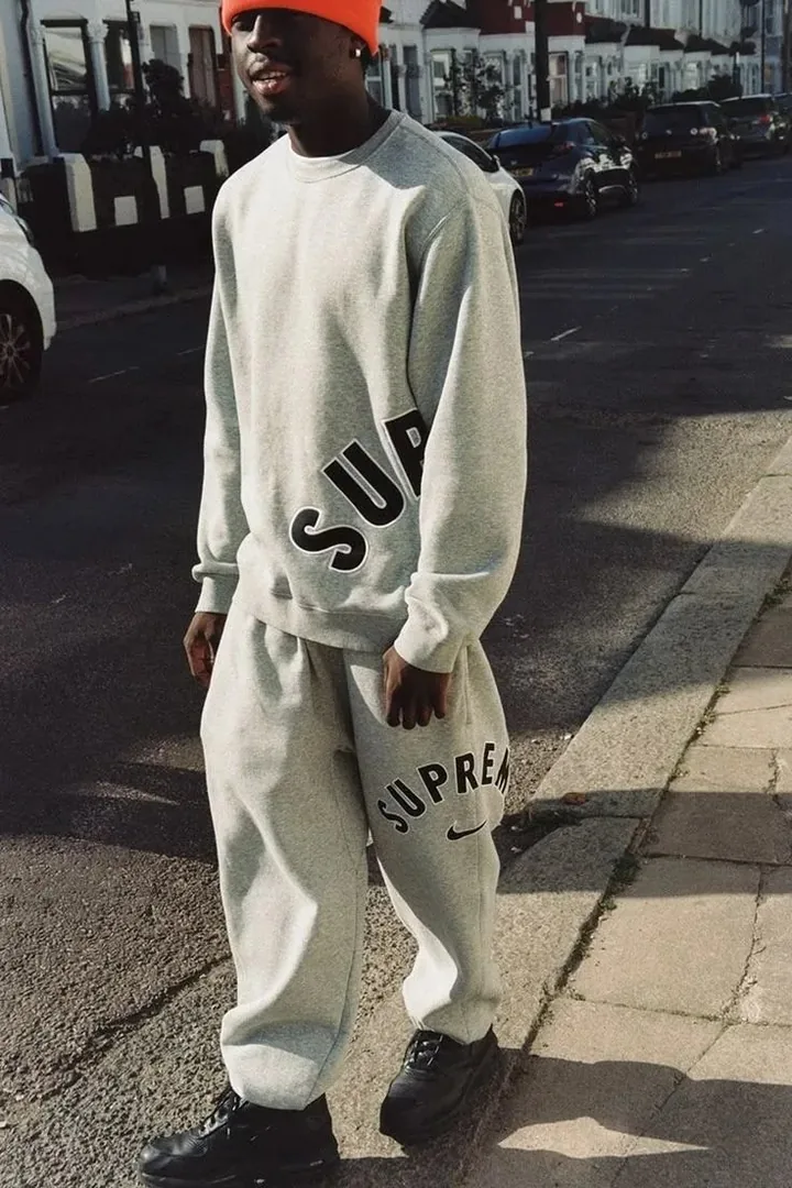 Autumn Winter Crewneck Sweatshirt — Photo 5