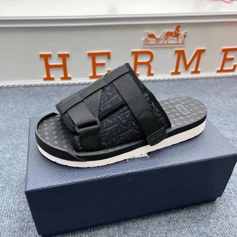 Dior Slides — Photo 2
