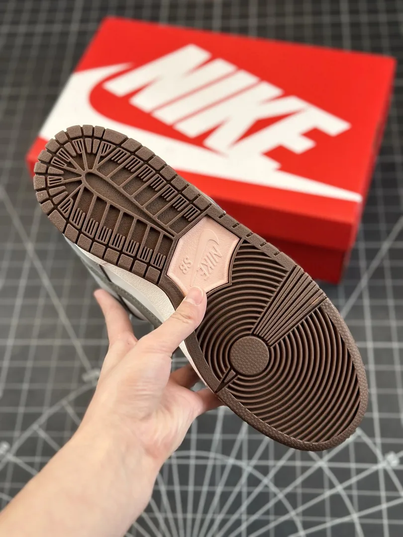 Nike Dunk Low Soft Grey — Photo 6