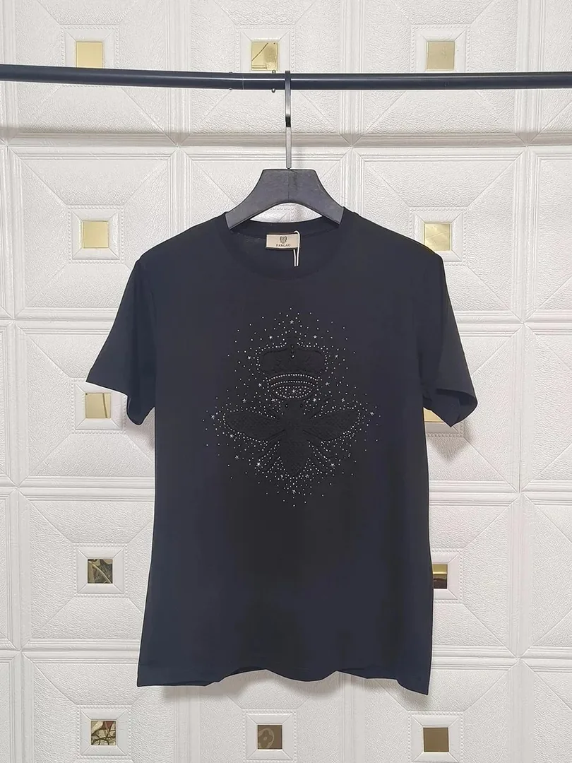 Burberry Short-Sleeve T-Shirt — photo 9