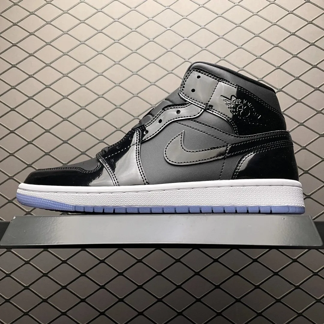 Air Jordan 1 Mid — Photo 2